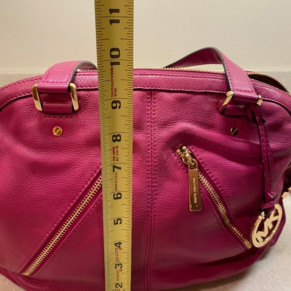 MICHAEL KORS BEAUTIFUL PINK LEATHER PURSE - Picture 10 of 13